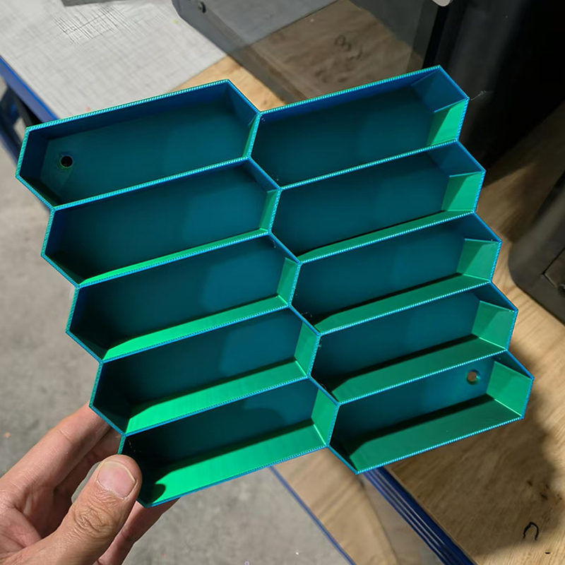 Enclosure 3D Printing - Espositore Salvaspazio di Grande Capacità per